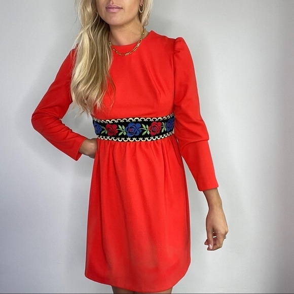 Vintage Red Embroidered Waist Long Sleeve Dress - Picture 9 of 14